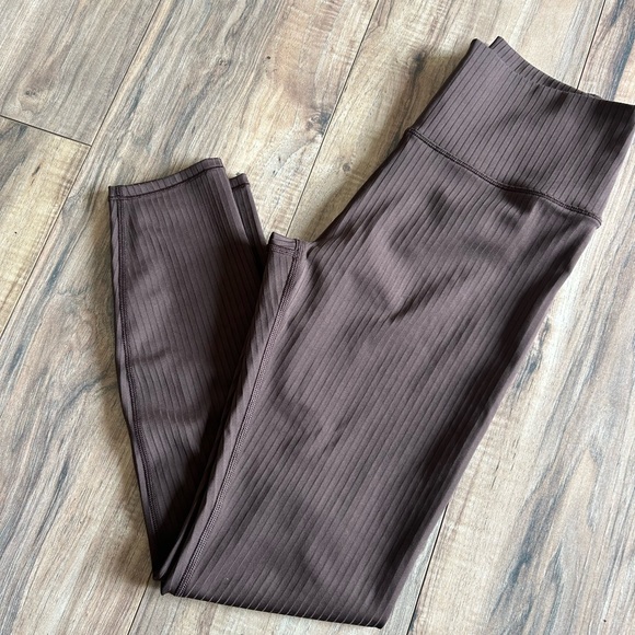 Vuori Inversion Rib Legging (LIKE NEW) Java - Picture 3 of 3